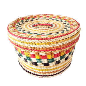 Woven Grass Lidded Basket 6 3/4” Round Red Green Christmas